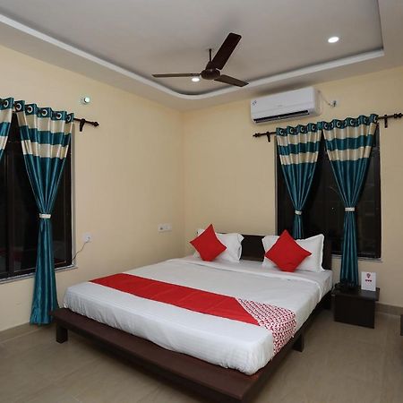 Oyo 17376 Happy Spring Inn Calcutta Eksteriør billede