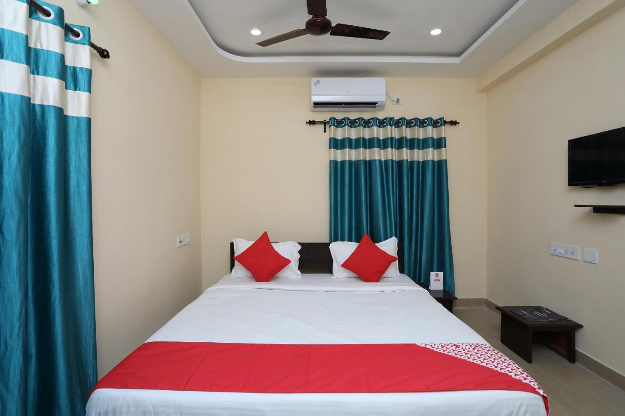 Oyo 17376 Happy Spring Inn Calcutta Eksteriør billede